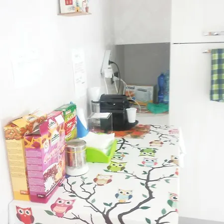 Bed 21 Bari